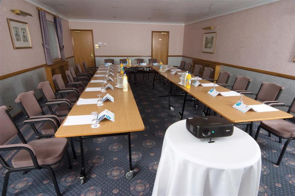Best Western Cumberland Hotel Харроу Бизнес фото