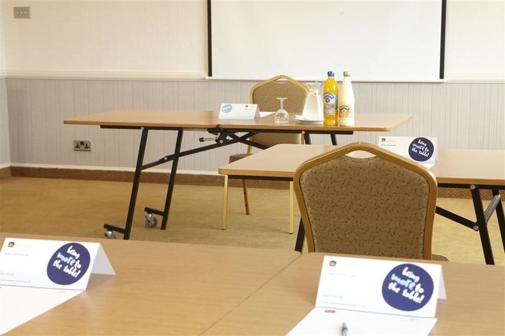 Best Western Cumberland Hotel Харроу Бизнес фото