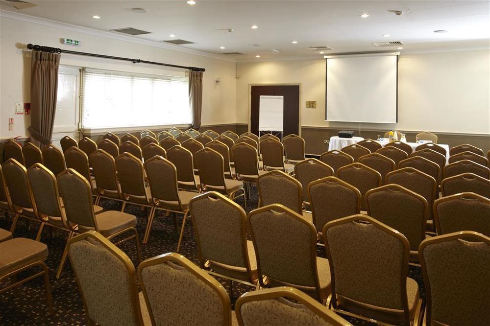 Best Western Cumberland Hotel Харроу Бизнес фото
