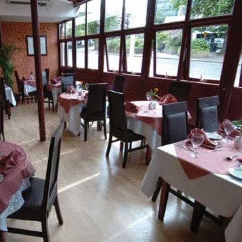 Best Western Cumberland Hotel Харроу Экстерьер фото