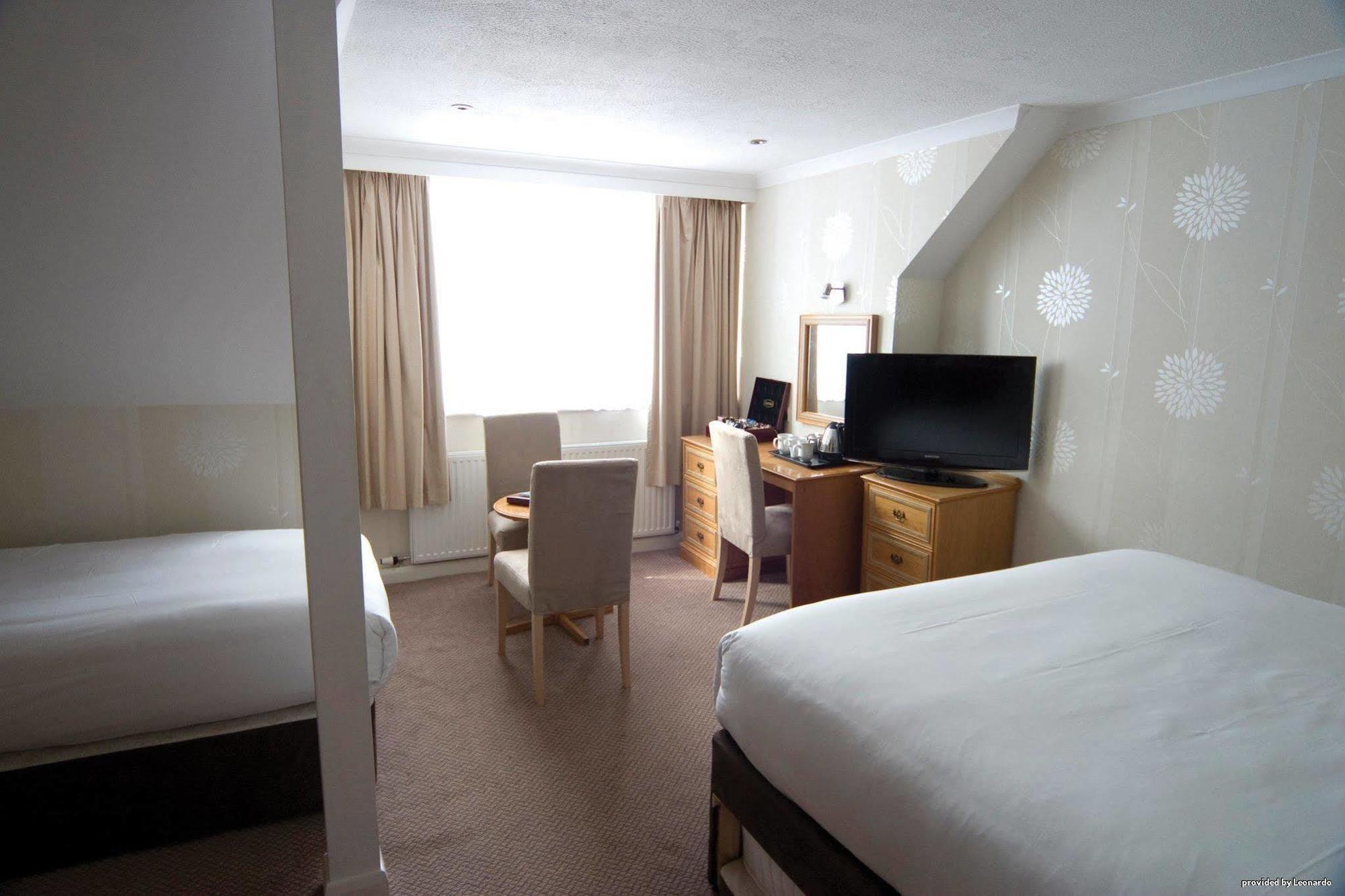 Best Western Cumberland Hotel Харроу Номер фото