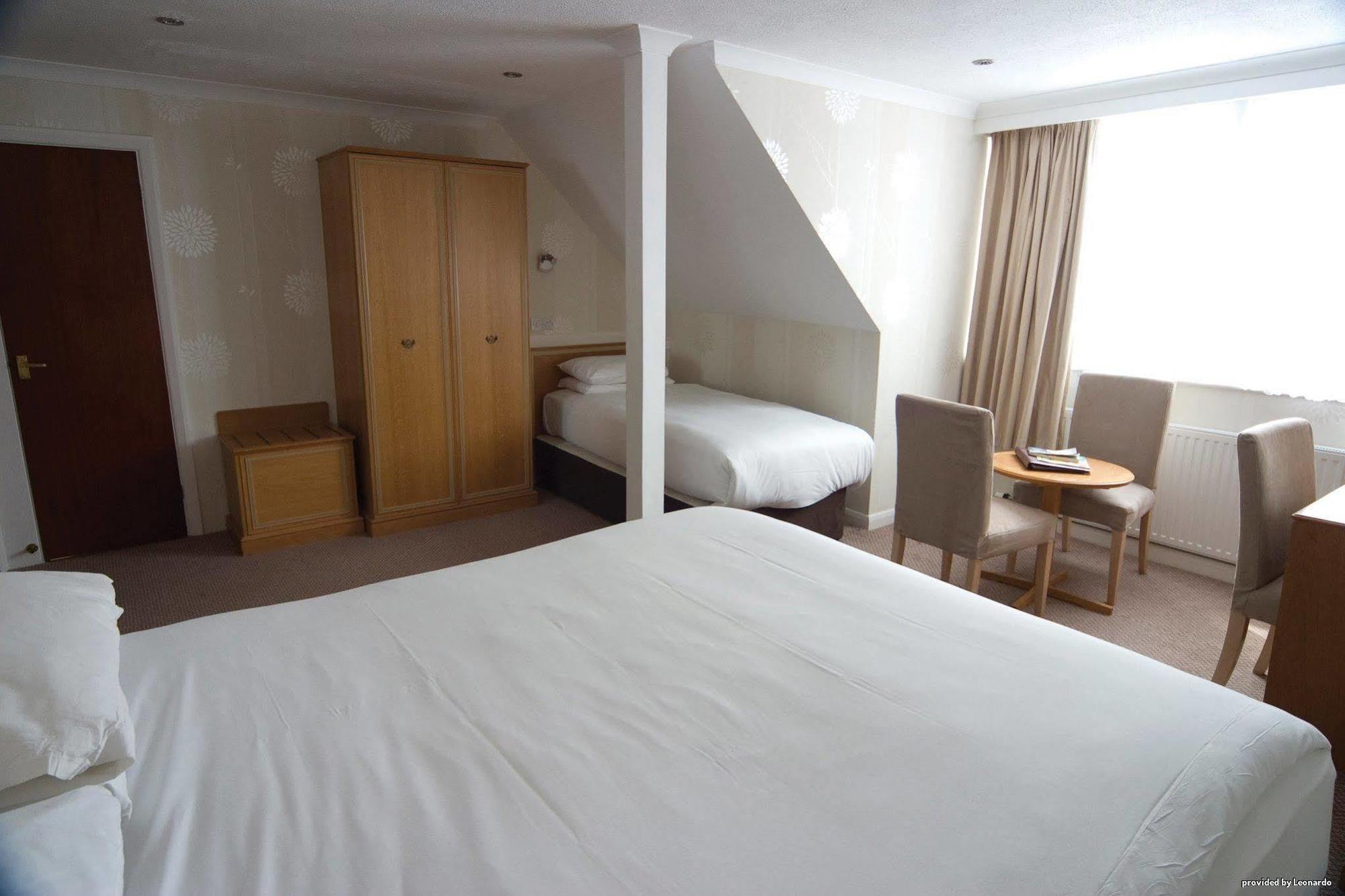 Best Western Cumberland Hotel Харроу Номер фото